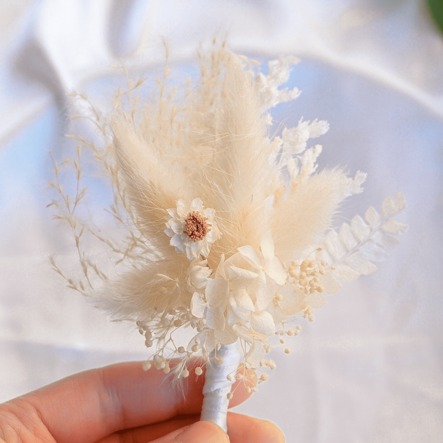 Elegant Dried Flower Boutonniere
