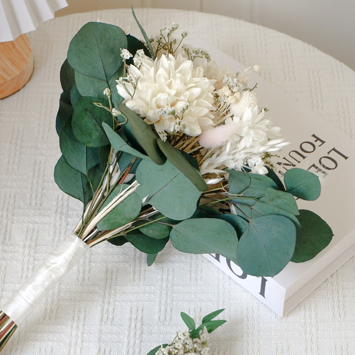White Magnolia & Eucalyptus Dried Flower Bouquet