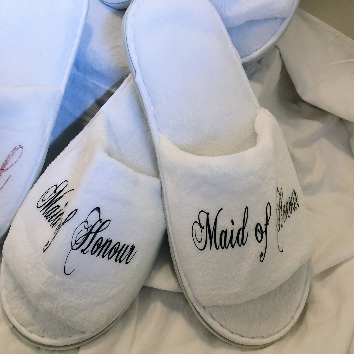 Indulge in personalized comfort with our slippers! Perfect for cozy evenings, each pair is a heartfelt gift of warmth and luxury