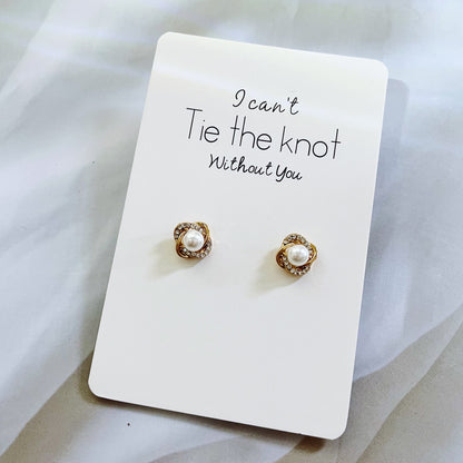 Looking for the perfect bachelorette gift? Look no further! Our customisable gift card paired with 14k gold plated earrings is exactly what you've been searching for.