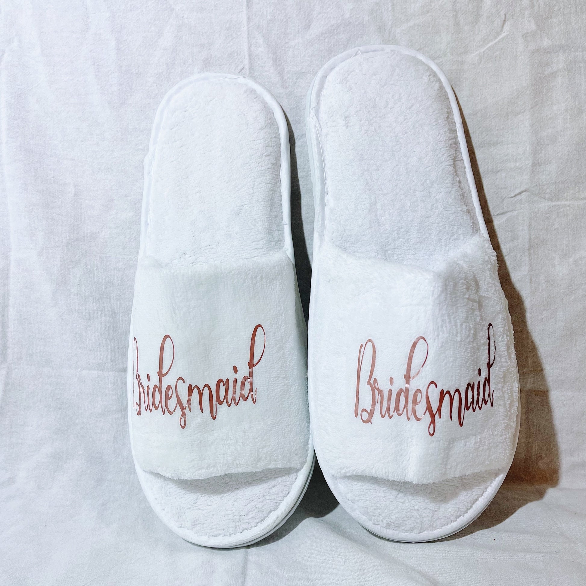 Indulge in personalized comfort with our slippers! Perfect for cozy evenings, each pair is a heartfelt gift of warmth and luxury